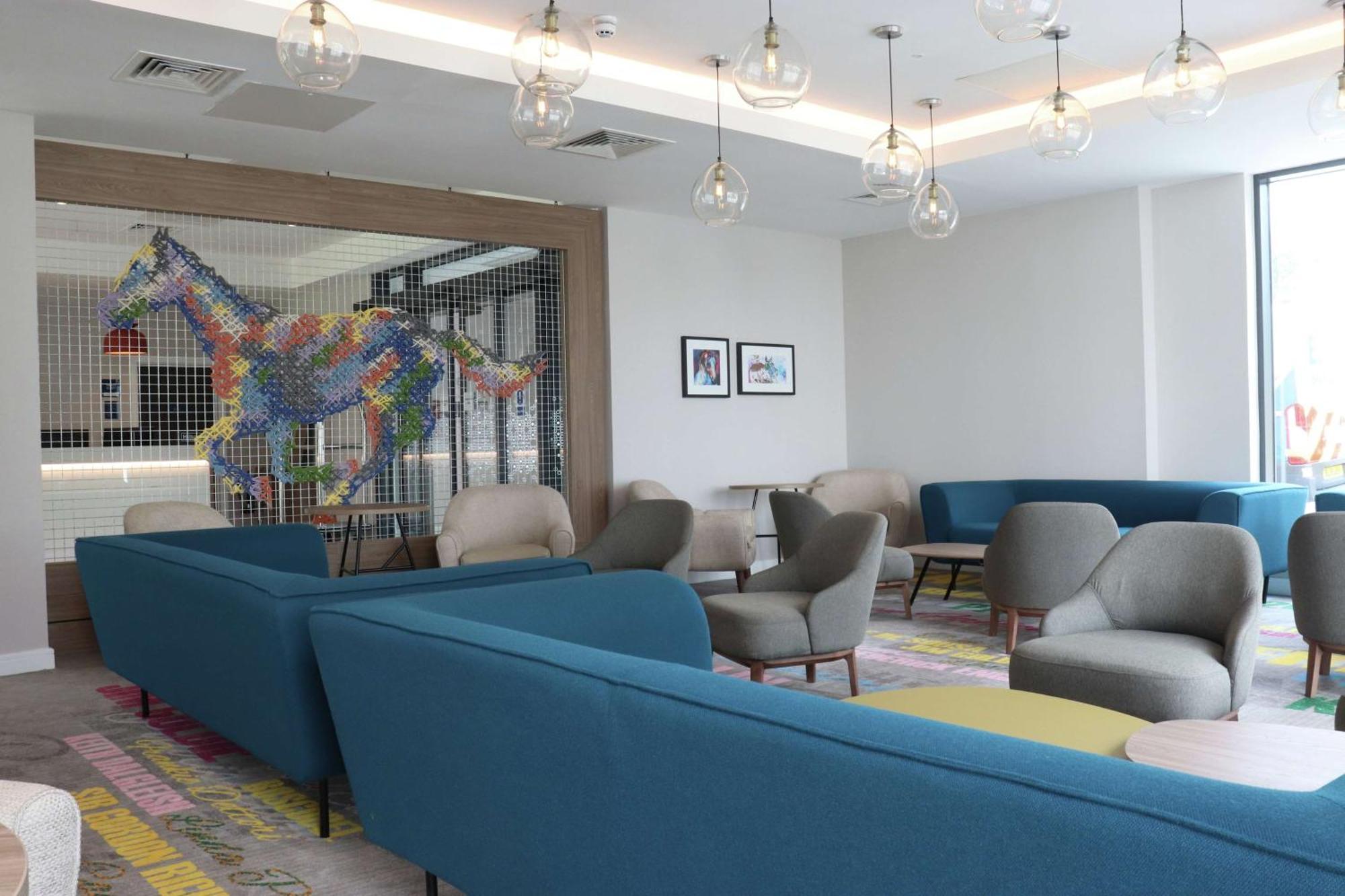 Hotel Hampton By Hilton Hamilton Park Esterno foto
